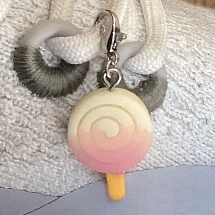 SINGLE SHOE CHARM