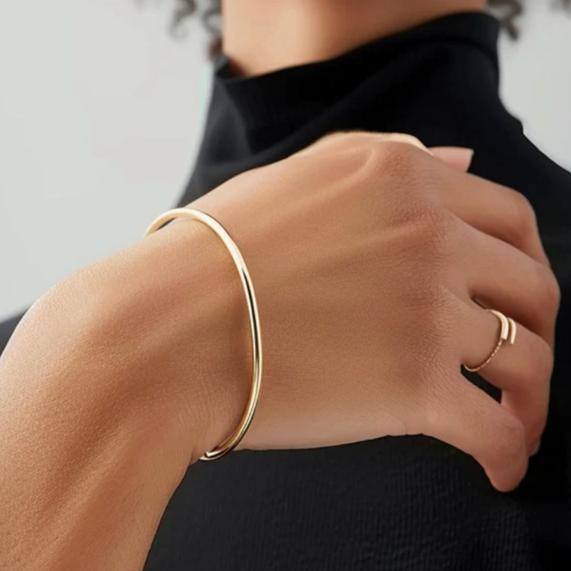 BELLE FLEXI BANGLE BRACELET - GOLD