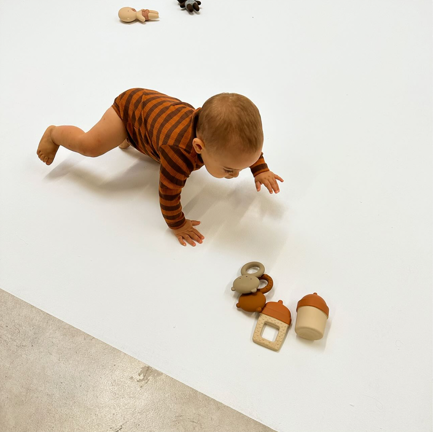 GOMMU BOTTLE RING TEETHER