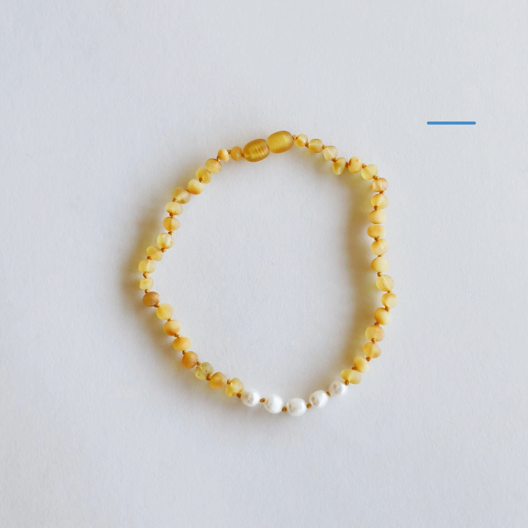 RAW HONEY BALTIC AMBER + PEARL NECKLACE - Little-ish