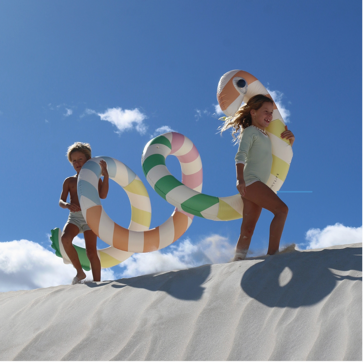 GIANT INFLATABLE NOODLE POOLSIDE SORBET STRIPE - Little-ish