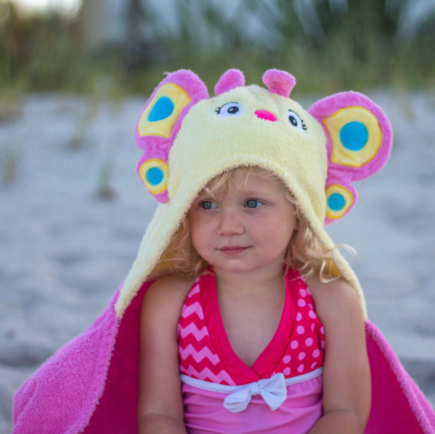 BUTTERFLY HOODED TOWEL