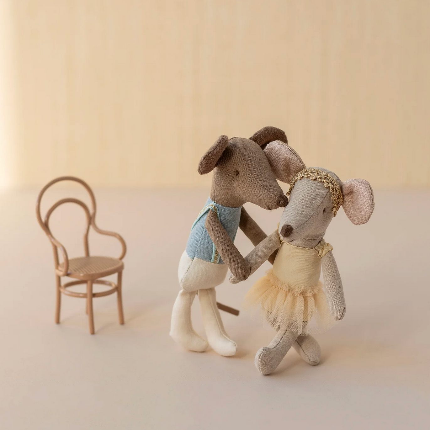 BALLET DANCER MOUSE - BIG BROTHER - Little-ish