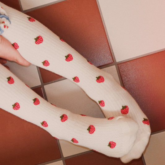 VERA TIGHTS - POINTELLE BERRY