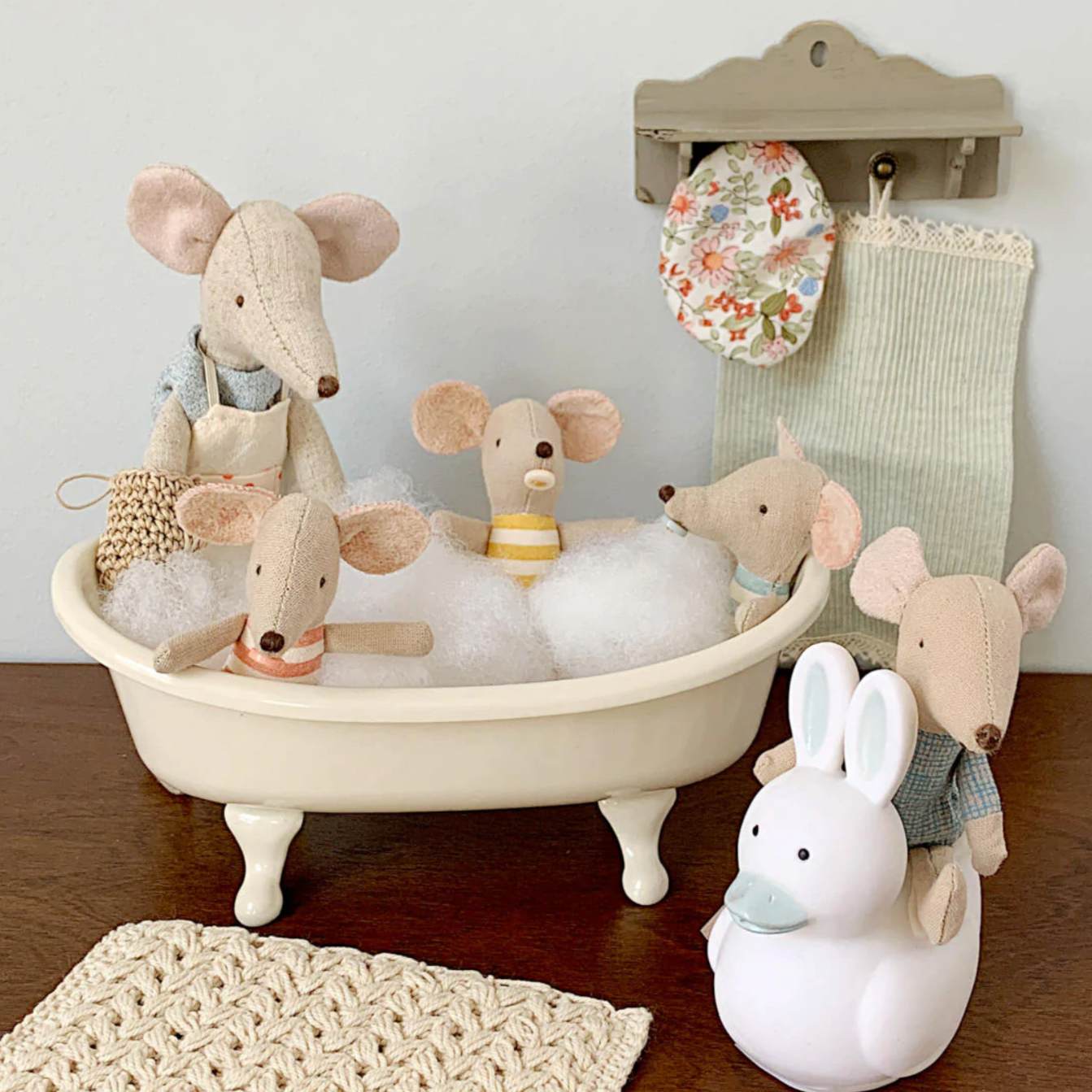 MAILEG MINATURE BATHTUB