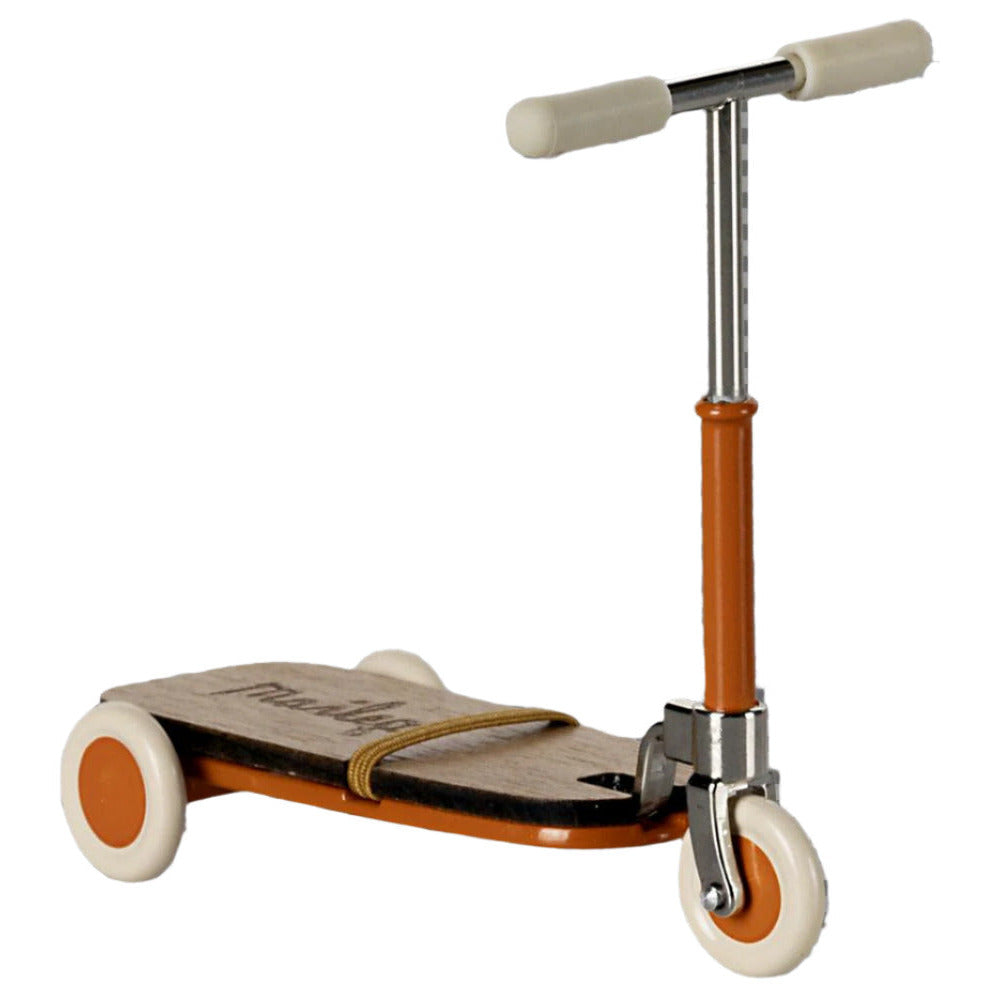 MAILEG MOUSE KICKBOARD MOUSE - ORANGE - Little-ish