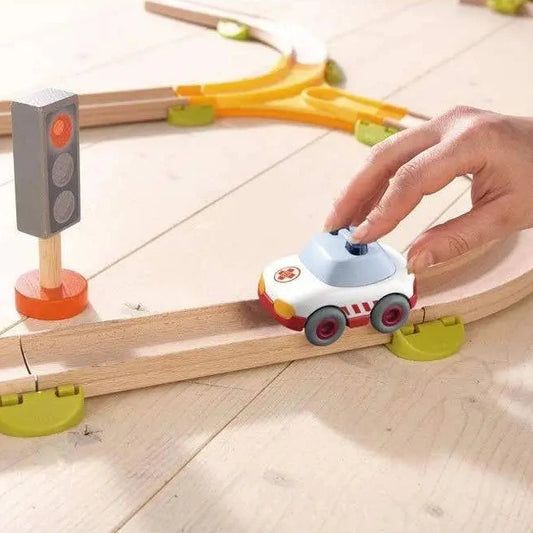 HABA ABULANCE WITH MOMENTUM MOTOR