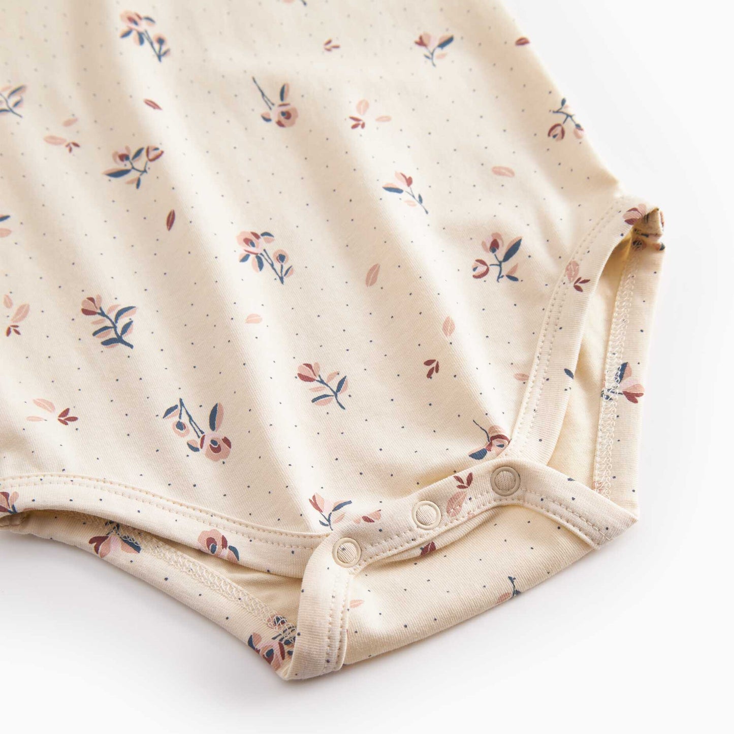 BRYNN ROSES ONESIE SET