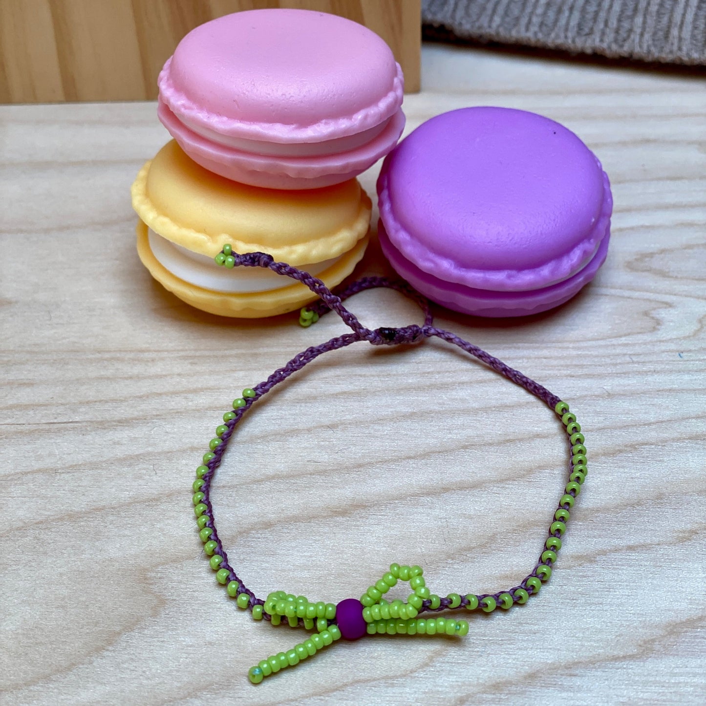 HAND BEADED BOW BRACELET