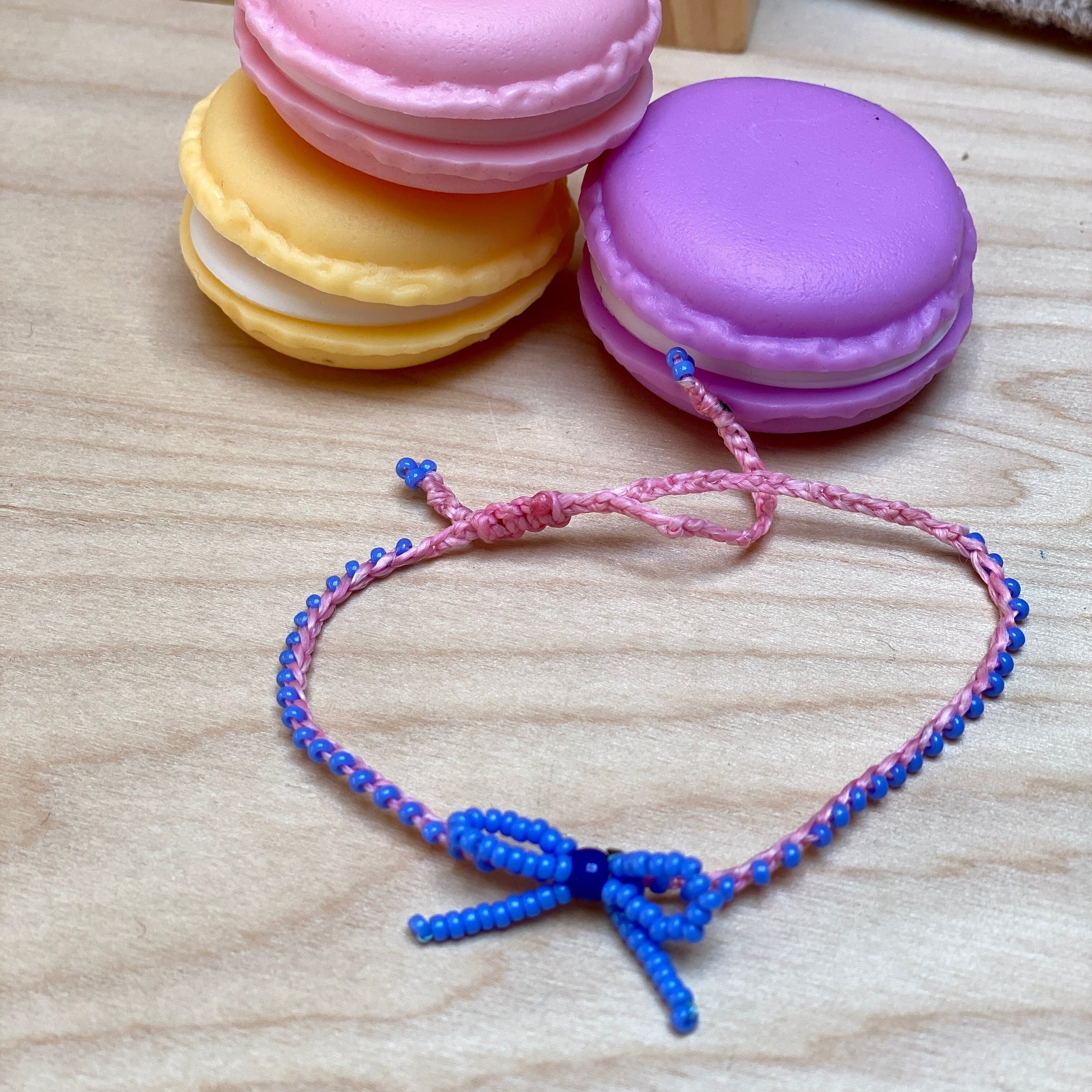 HAND BEADED BOW BRACELET - Little-ish