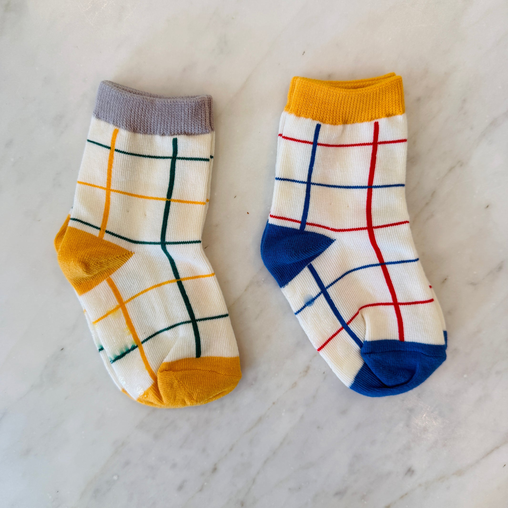 COLOR GRID BABY SOCKS - Little-ish