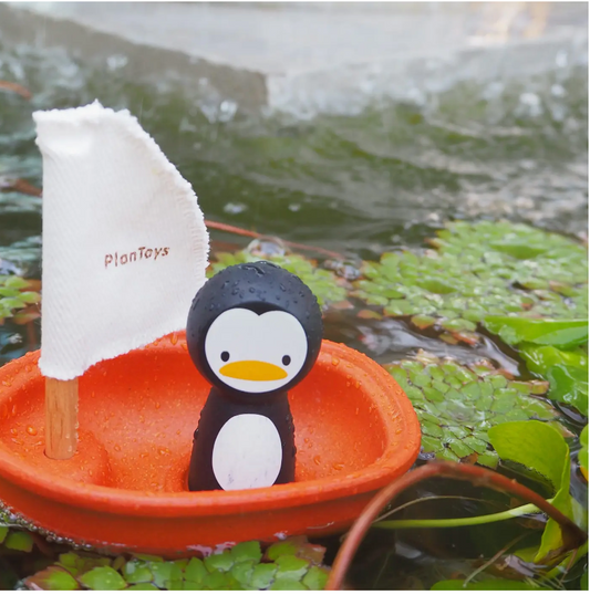 SAILING BOAT PENGUIN BATH TOY