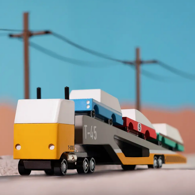 CANDYLAB MAGNETIC CAR TRANSPORTER - Little-ish