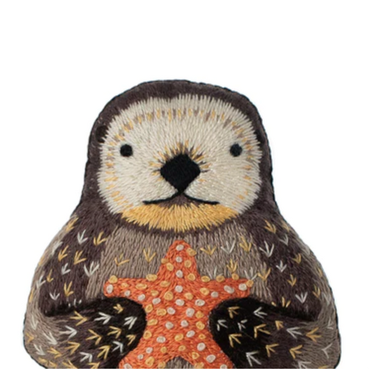 EMBROIDERY STARTER KIT LEVEL 3 - OTTER