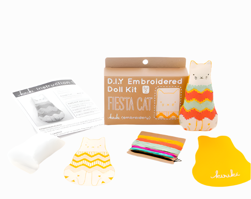 EMBROIDERY KIT LEVEL 2 - FIESTA CAT - Little-ish