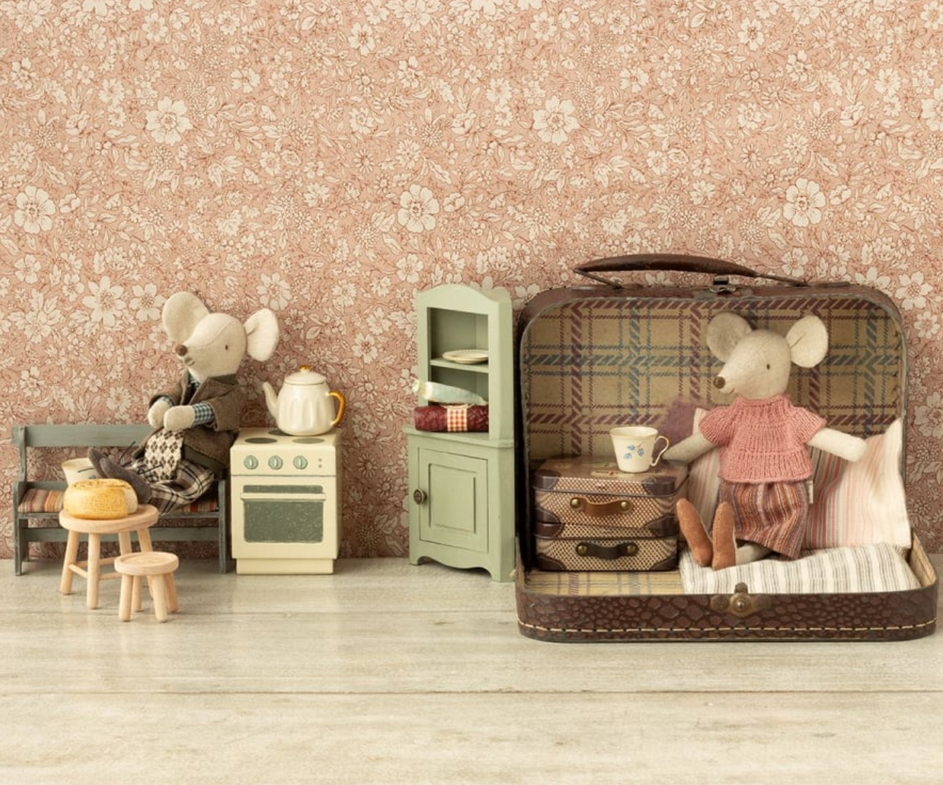 MAILEG KNITTED BLOUSE & SKIRT IN SUITCASE - Little-ish