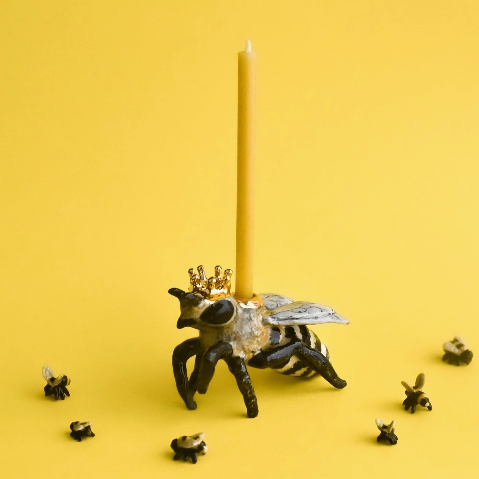 QUEEN BEE CAKE TOPPER - Little-ish