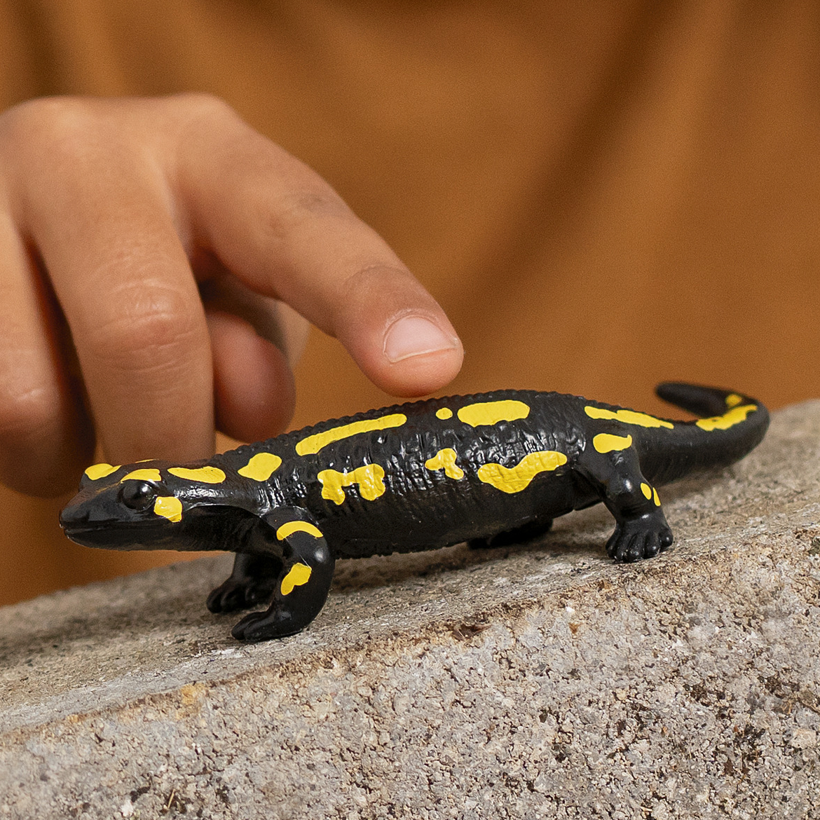 SCHLEICH FIRE SALAMANDER - Little-ish