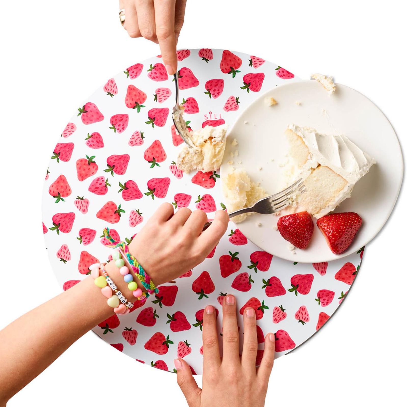 SIL PLACEMAT SET OF 4 - STARS & STRAWBERRIES - Little-ish