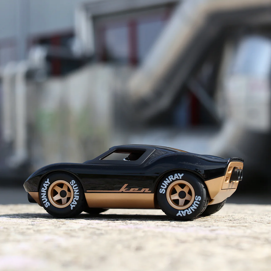 PLAYFOREVER MINI KEN CASH -  CAVE BLACK - Little-ish