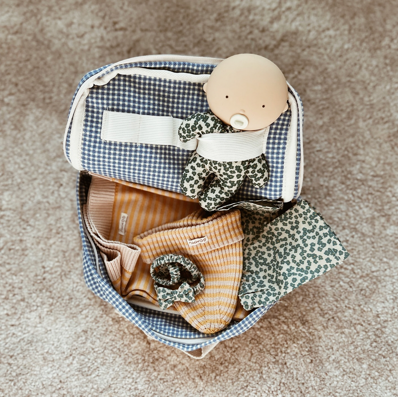 GOMMU POUCH - GRAY STARS