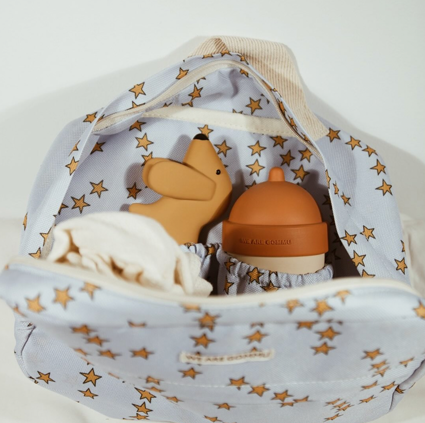 GOMMU POUCH - GRAY STARS