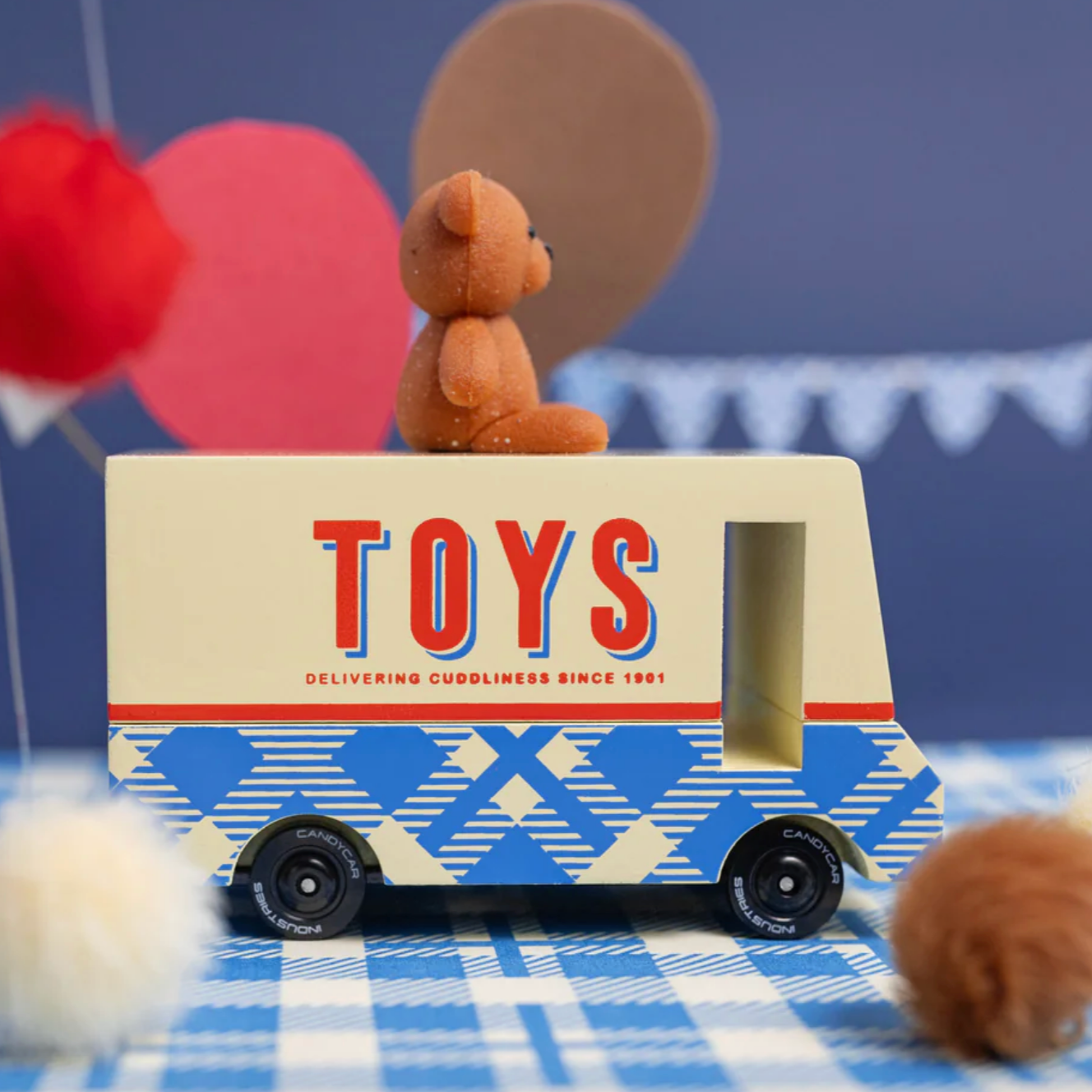 TEDDY BEAR VAN - Little-ish