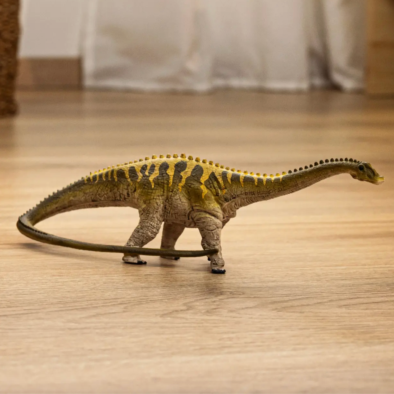 SCHLEICH DIPLODOCUS DINOSAUR - Little-ish