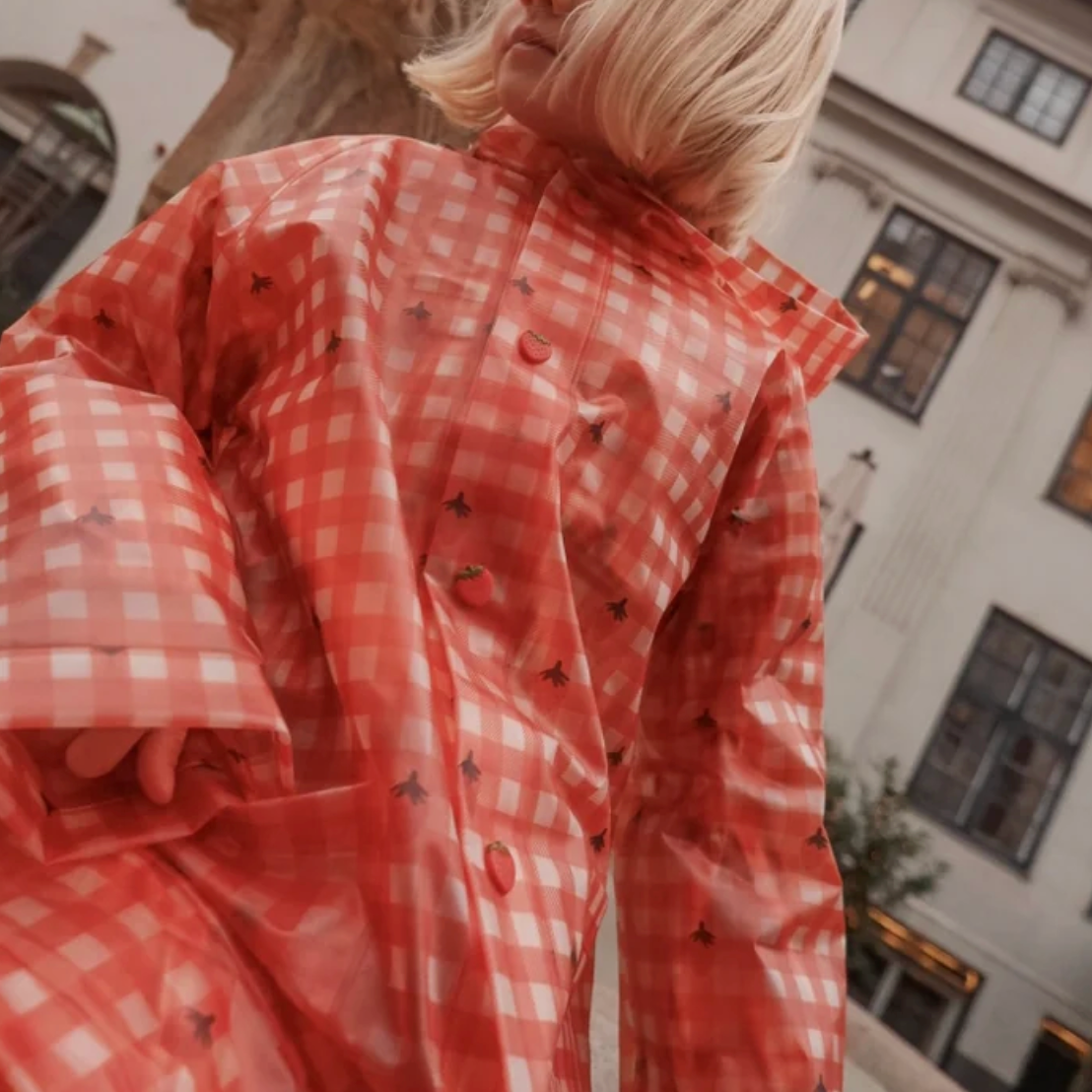 CAILA RAINCOAT - BERRY GINGHAM