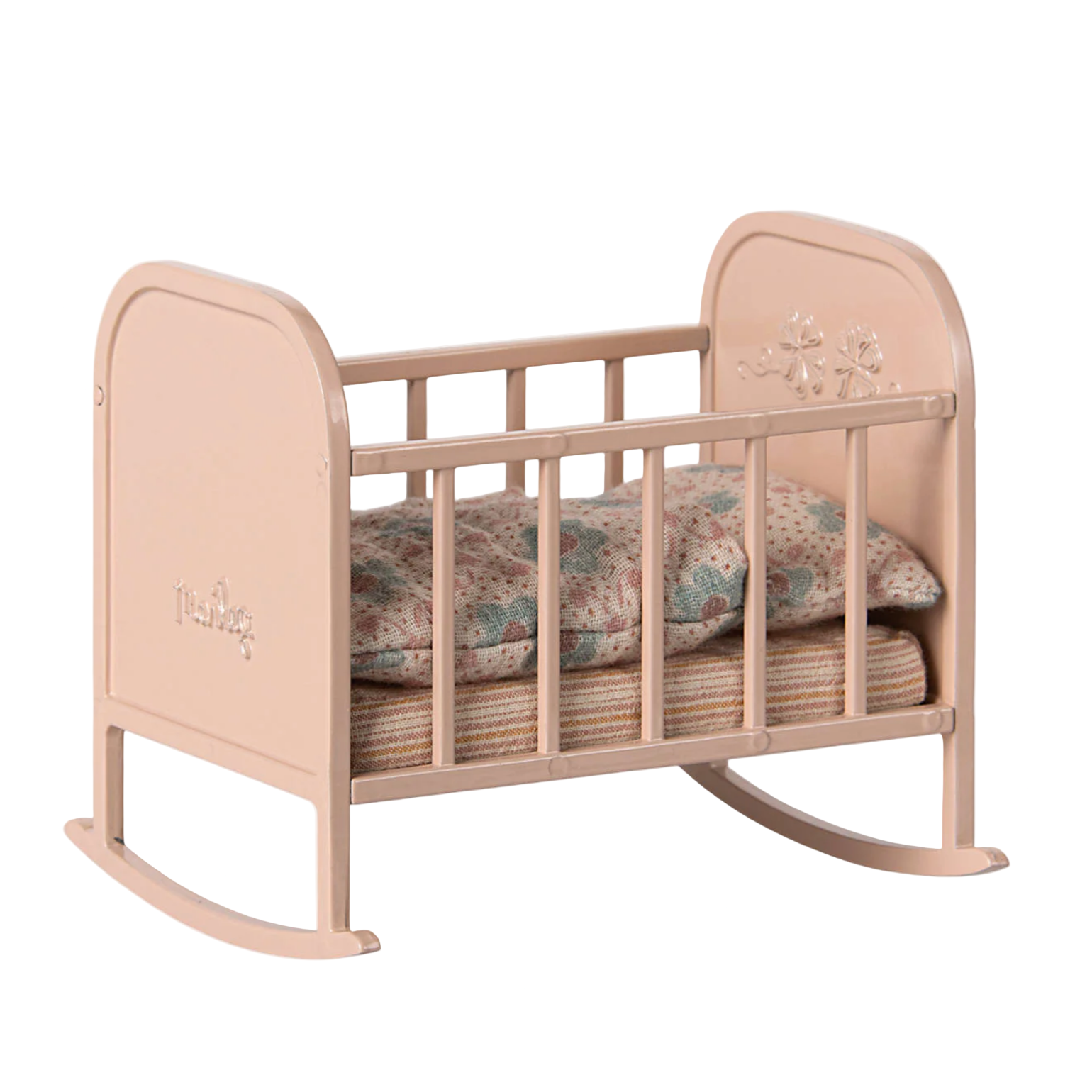 Pink baby crib with floral bedding on a white background - Little-ish