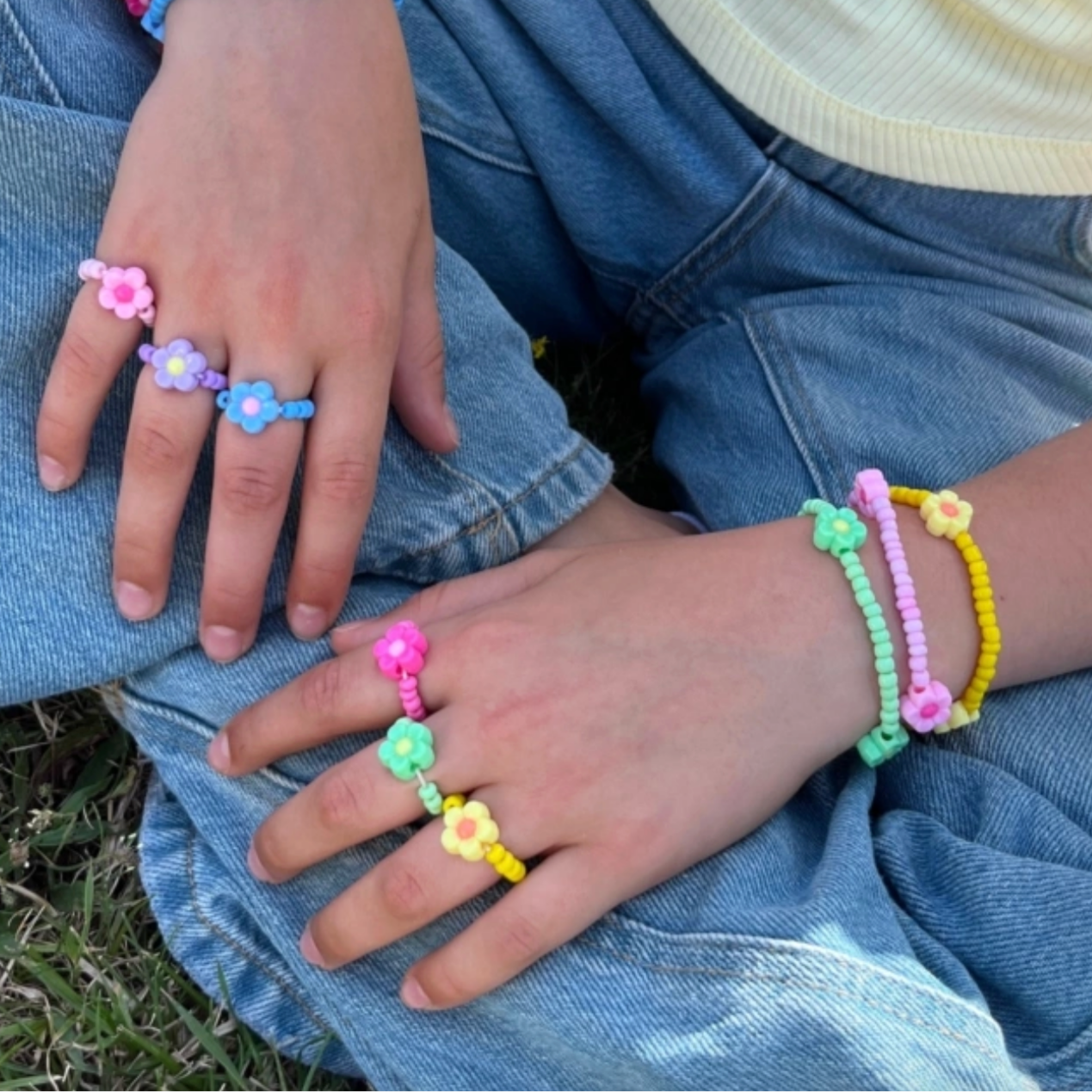 BEAD FLOWER RING - Little-ish