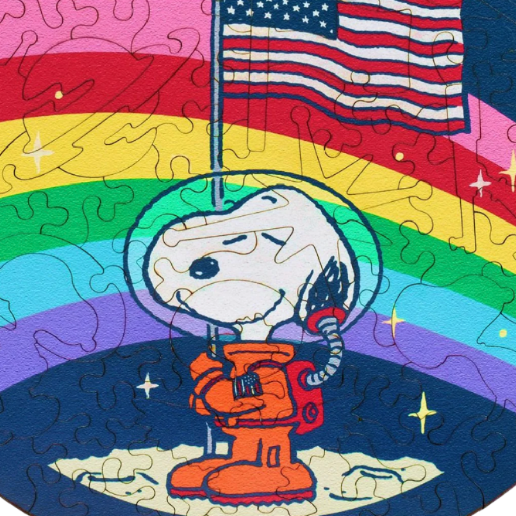 ONE SMALL STEP FOR SNOOPY WOOD PUZZLE - Little-ish