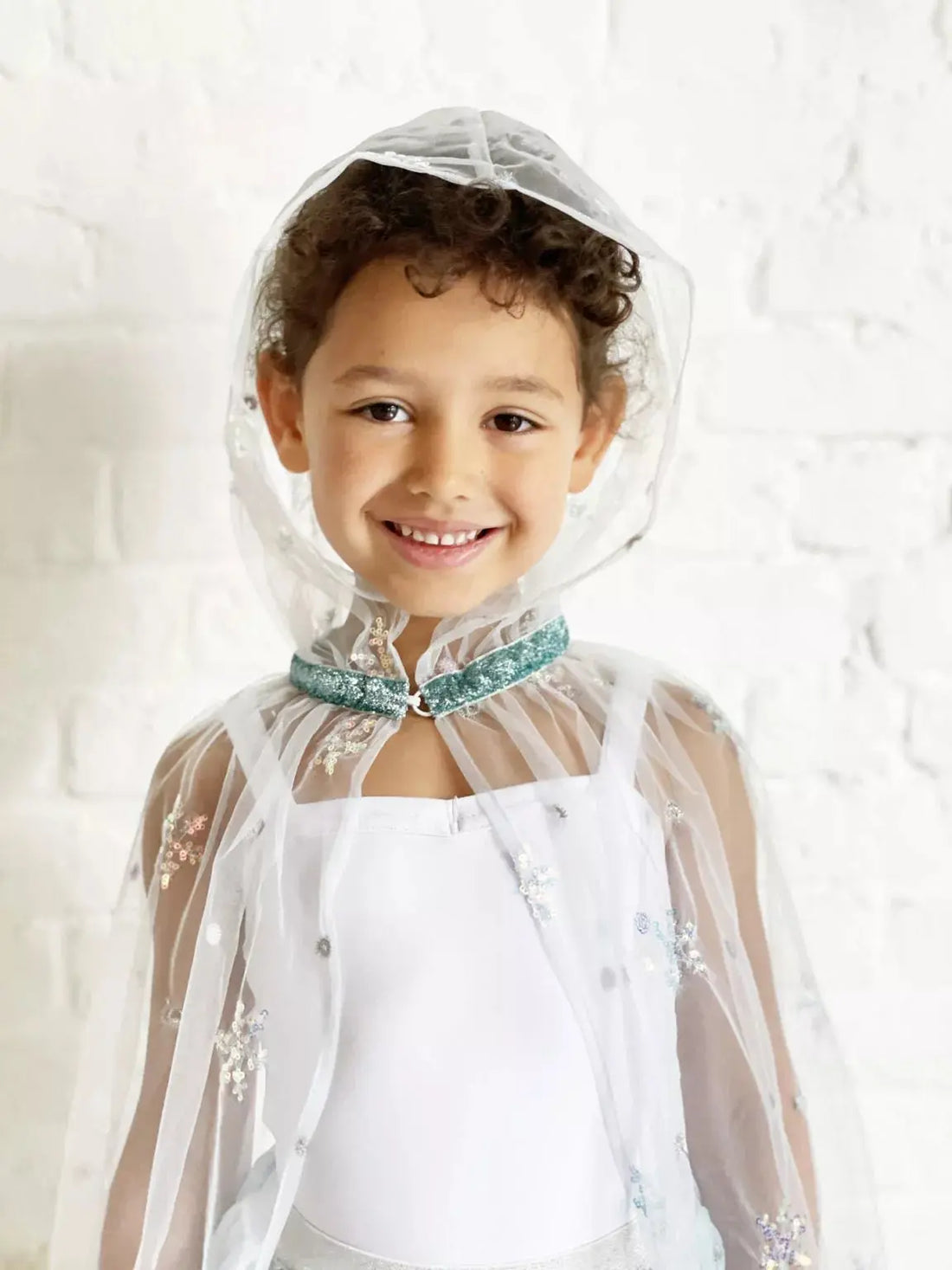 ICE PRINCESS CAPE - Little-ish