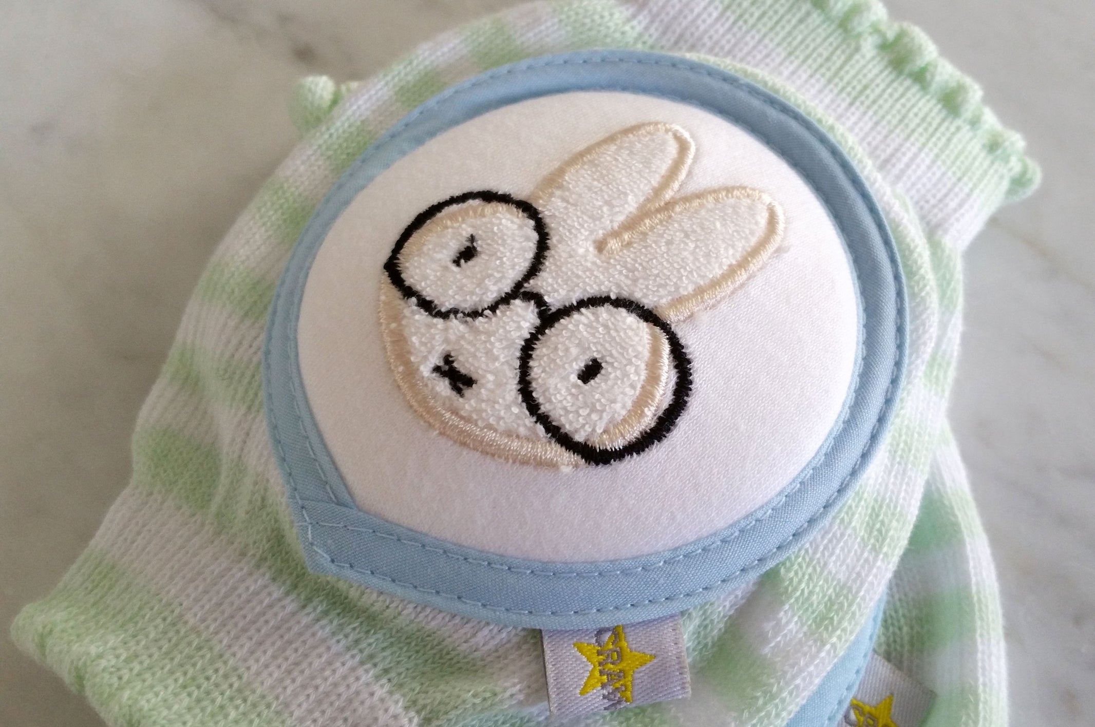 CRAWLINGS KNEE PADS - MINTY BUNNY WITH GLASSES - Little-ish