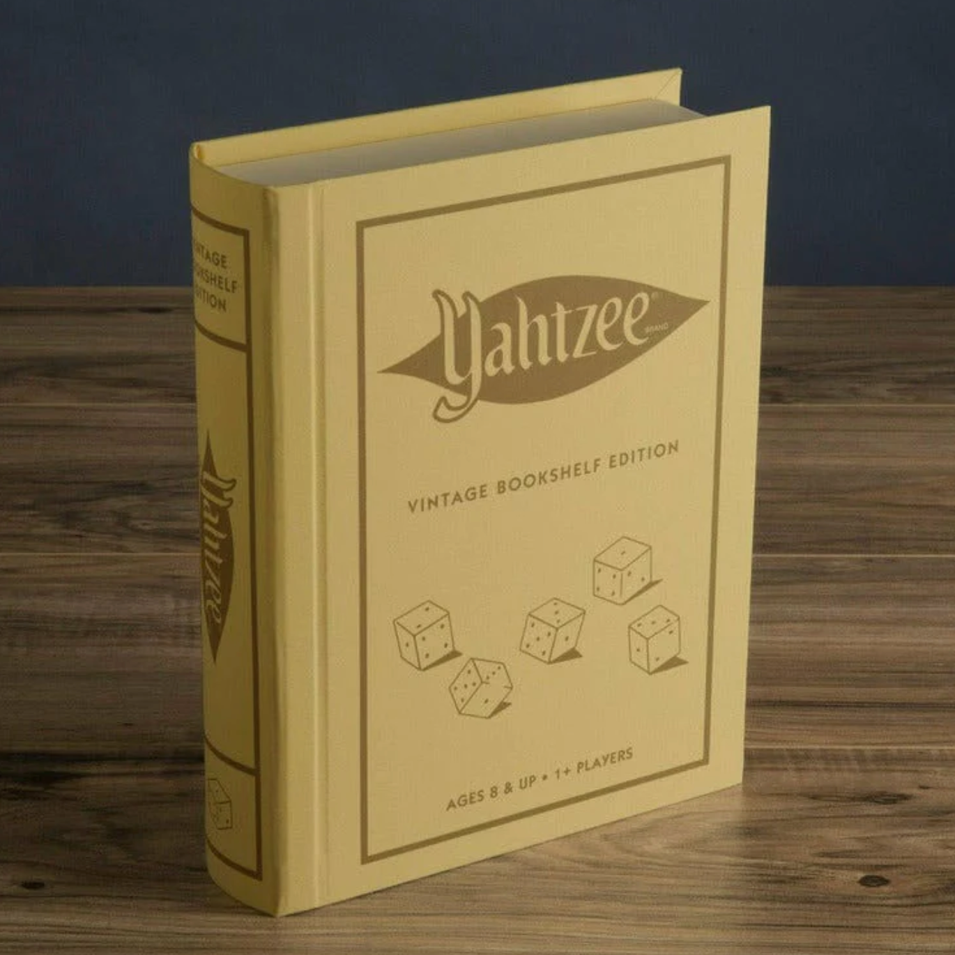 VINTAGE BOOKSHELF - YAHTZEE - Little-ish