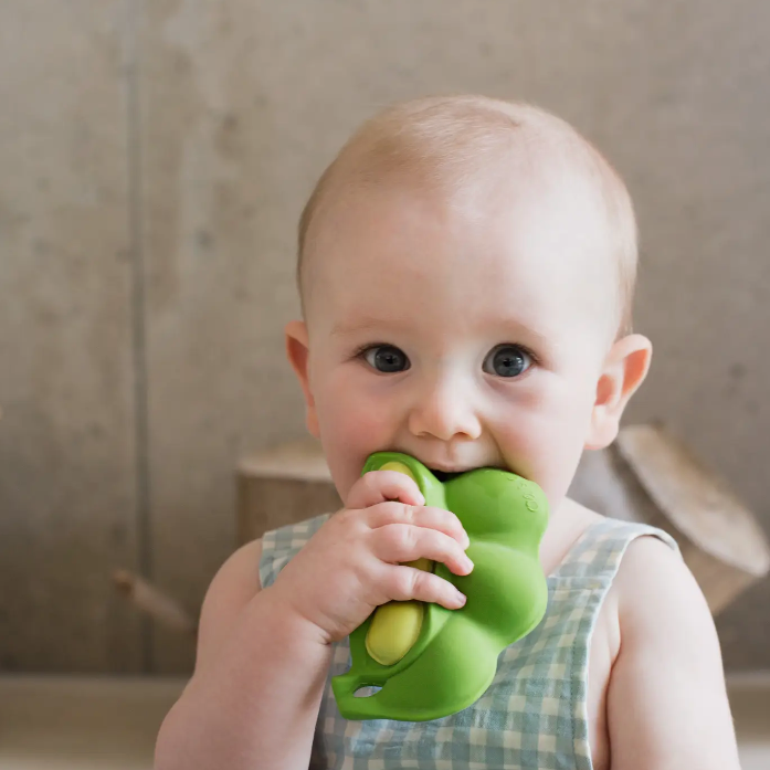 KEIKO THE EDAMAME TEETHER & BATH TOY