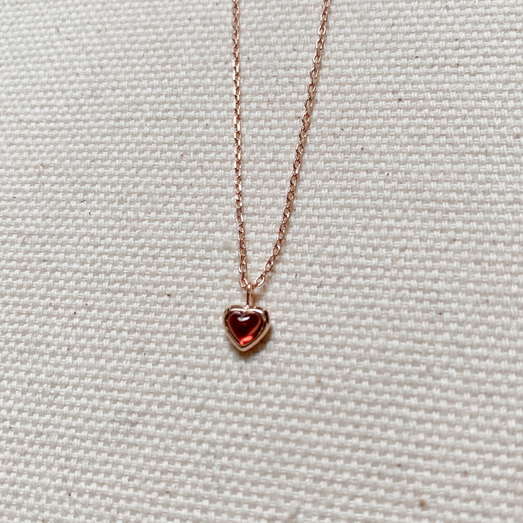 GARNET HEART NECKLACE - ROSE GOLD - Little-ish